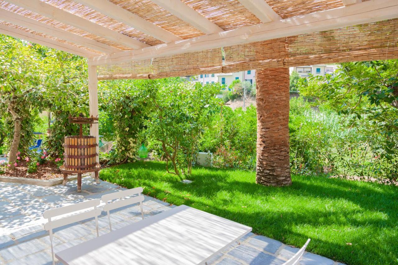 La Casa Dei Glicini Apartment Levanto Bagian luar foto
