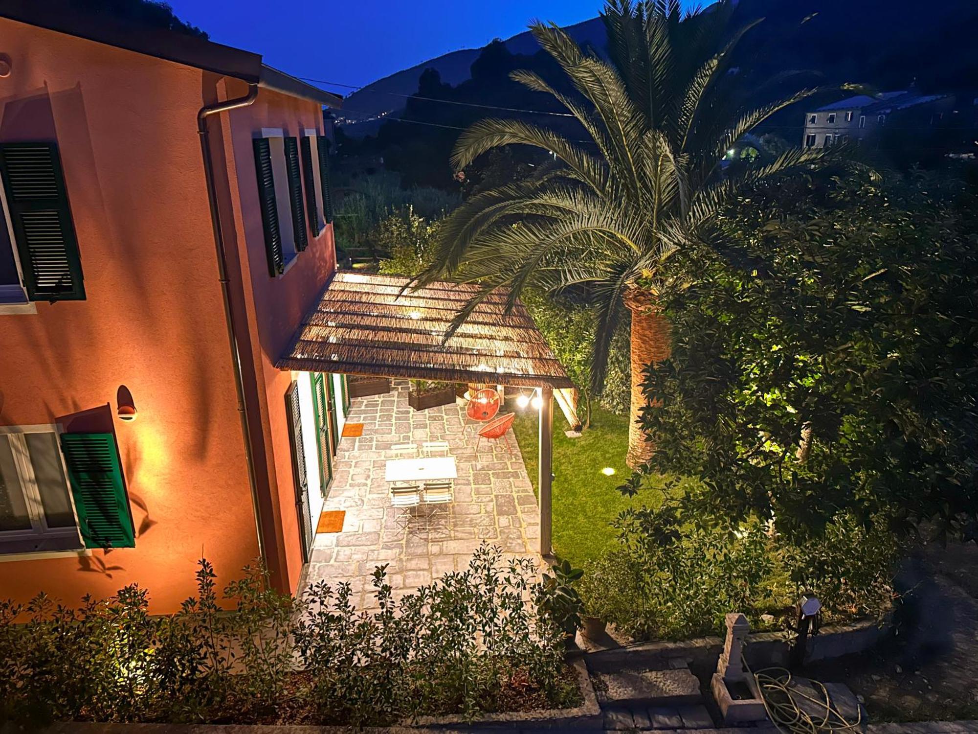 La Casa Dei Glicini Apartment Levanto Bagian luar foto
